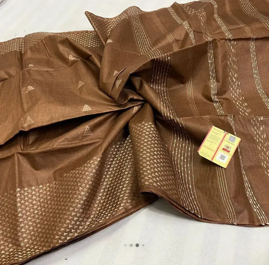 Regal Silk Ensemble with Copper Zari Boota & Fancy Stripes – Timeless Ethnic Charm